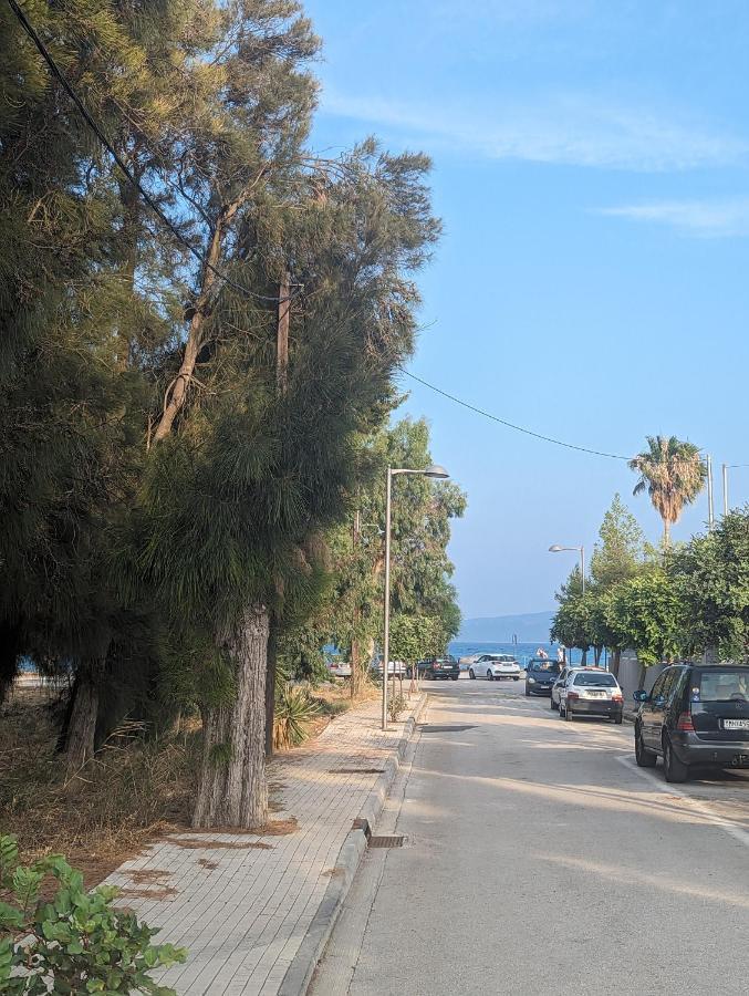 Λευτέρης Villa Isthmia Exterior photo