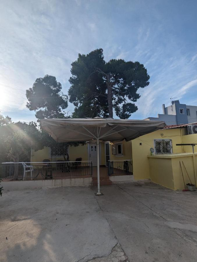 Λευτέρης Villa Isthmia Exterior photo